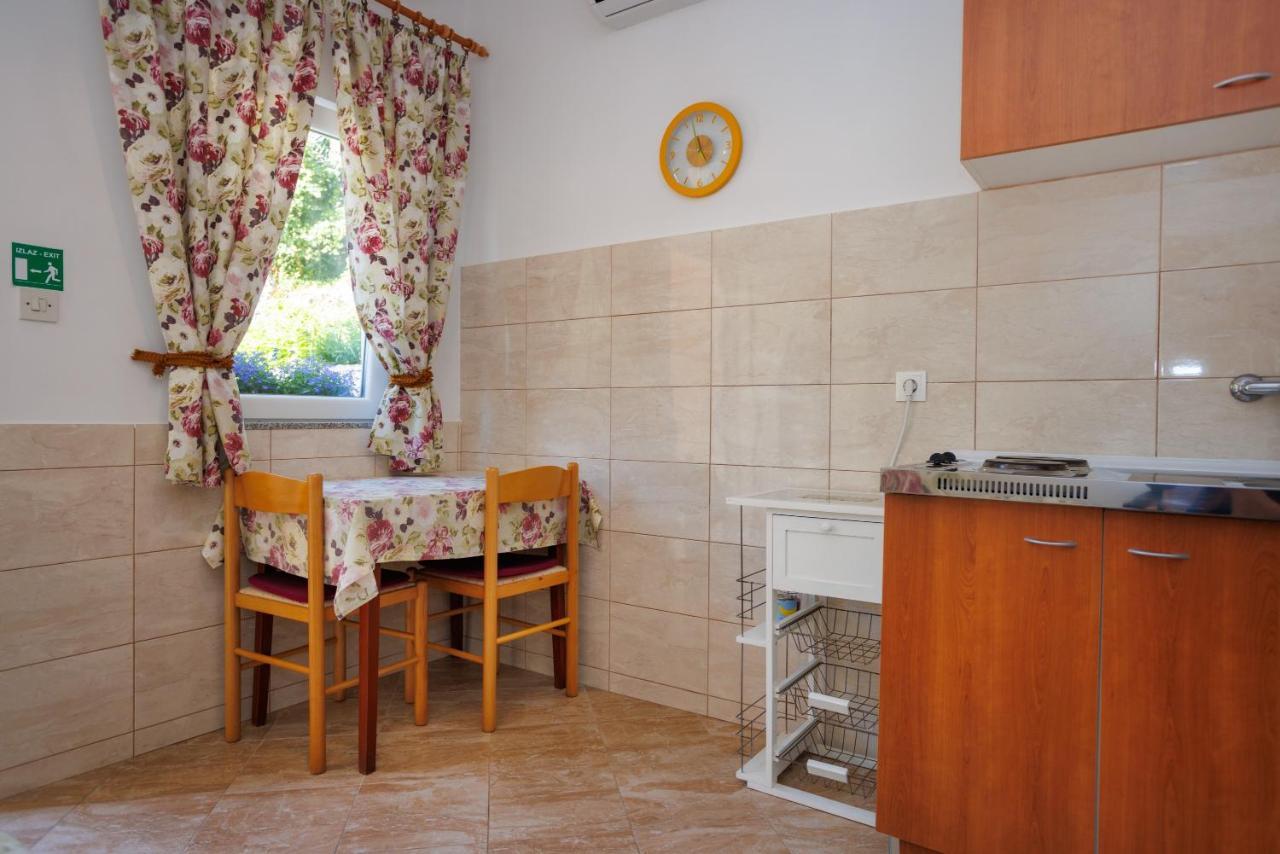 Apartment Studio Close To Sea 克尔克 外观 照片